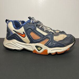Womens Vintage NIKE ACG Air Terra Train Navy Blue Athletic Shoes / Size 10